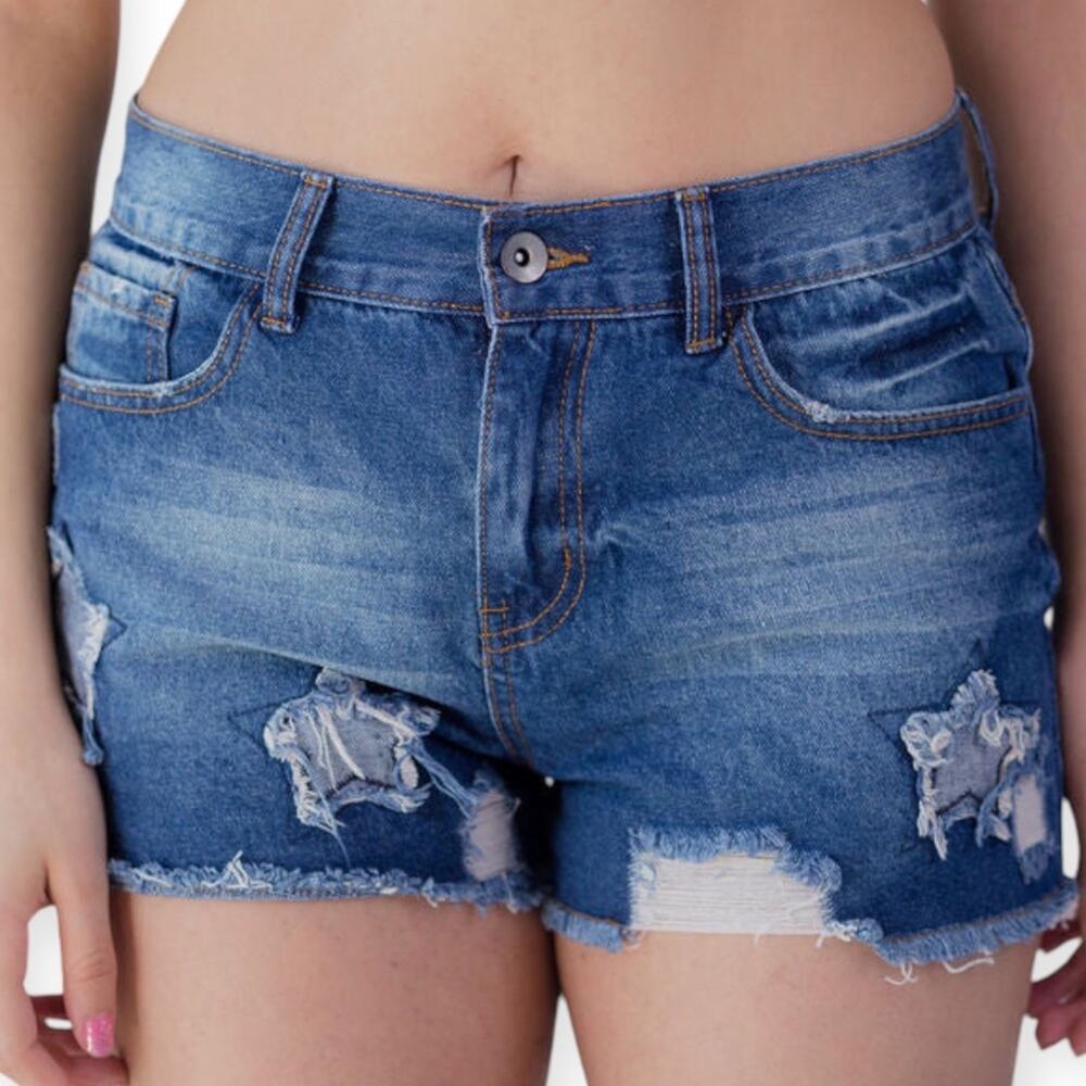 NWT Altar’d State 27” High Rise Star Denim Jean Shorts 54.95 retail